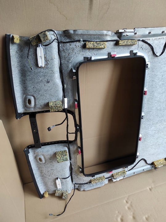 фото №6, Потолок audi a8 d4 рестайлинг чёрная