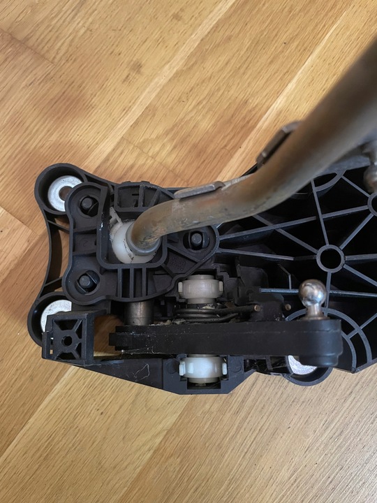 фото №11, Выборщик домкрат коробки передач ford fiesta mk6 vi 2s6r-7c453-mf б/у