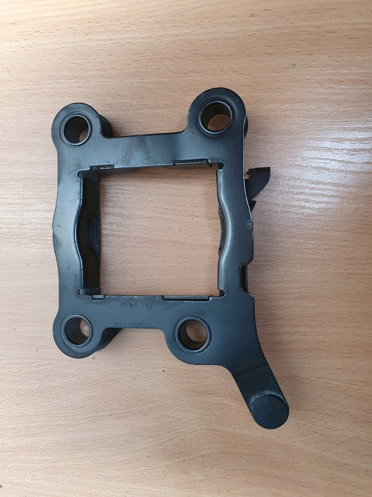 фото №9, Балка зона смятия дистанционная втулка citroen ds5 рестайлинг