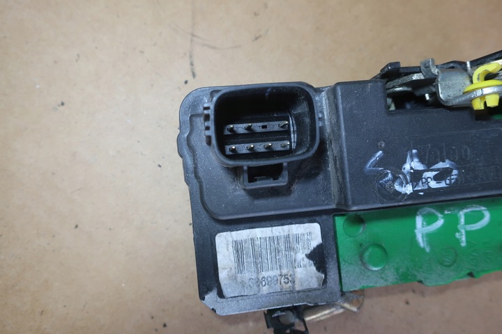 фото №4, Volvo v70 s60 i 00- замок двері праві перед 7 pin