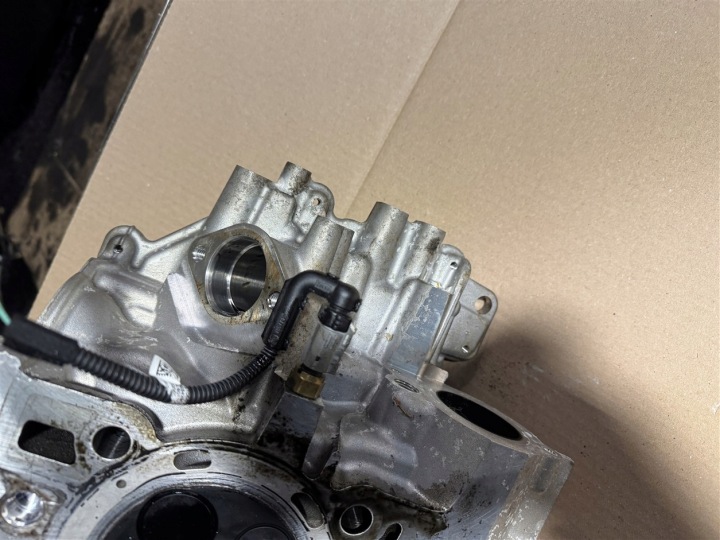 фото №9, Головка вали грм 55490276 55490275 opel astra k 5 v 1.5 cdti lxd 20r
