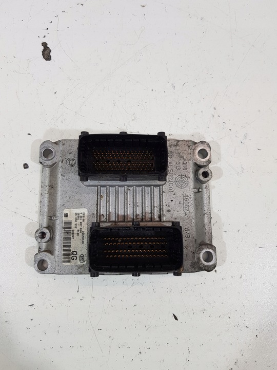 фото №1, Компьютер двигателя 55350533 opel corsa c 1.0 z10xe