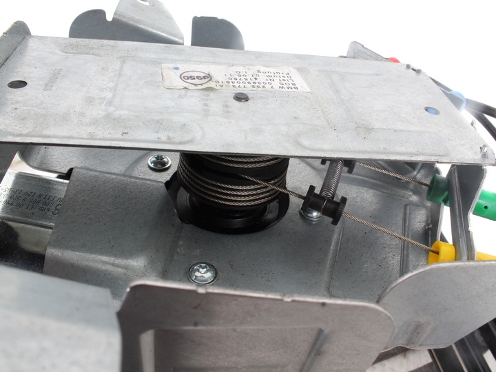 фото №11, Механізм ролети багажника bmw f11 f11 lci