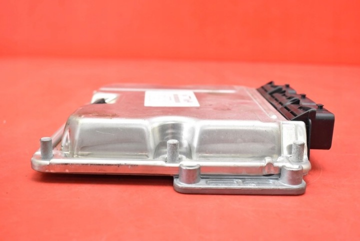 фото №8, Блок управления двигателем (ecu) citroen c5 1 i 2.2 hdi 02r