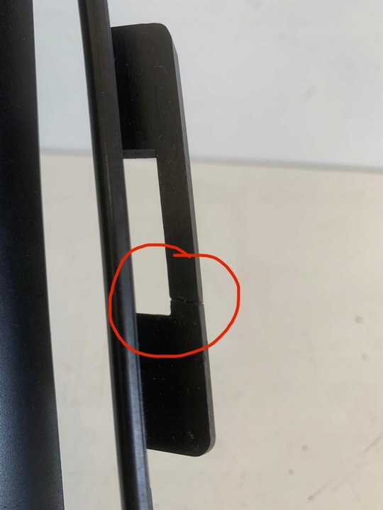 фото №8, Audi a4 s4 s-line решётка бампера левая перед 8w0807681f