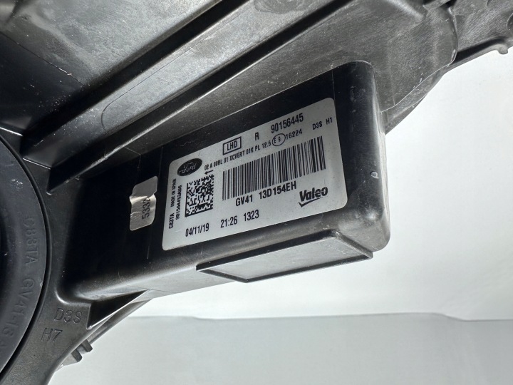 фото №13, Kuga mk2 рестайлинг st фара правая левая ксенон led gv41-13d154-eh gv41-13d155-eh