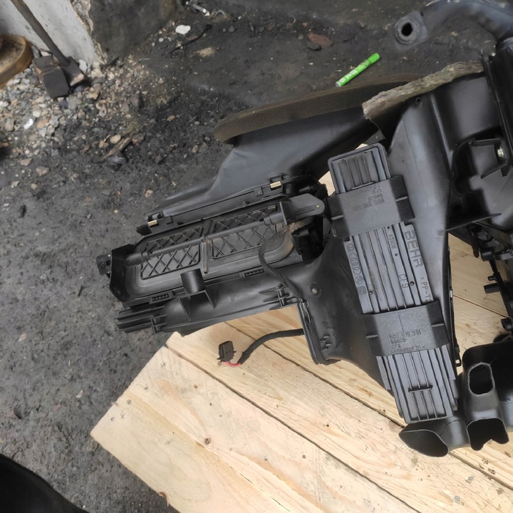 фото №7, Обігрівач корпус audi a2 8z1820003