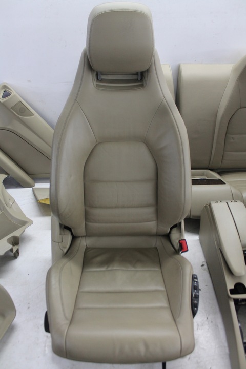 фото №7, Сидіння диван комплект e-klasa w207 шкіра 09-17