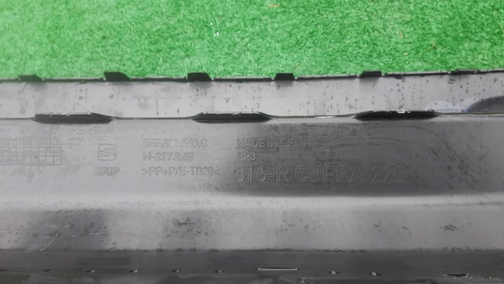 фото №2, Seat cupra formentor 5ff807568c накладка спойлер дифузор бампера зад оригінальний номер