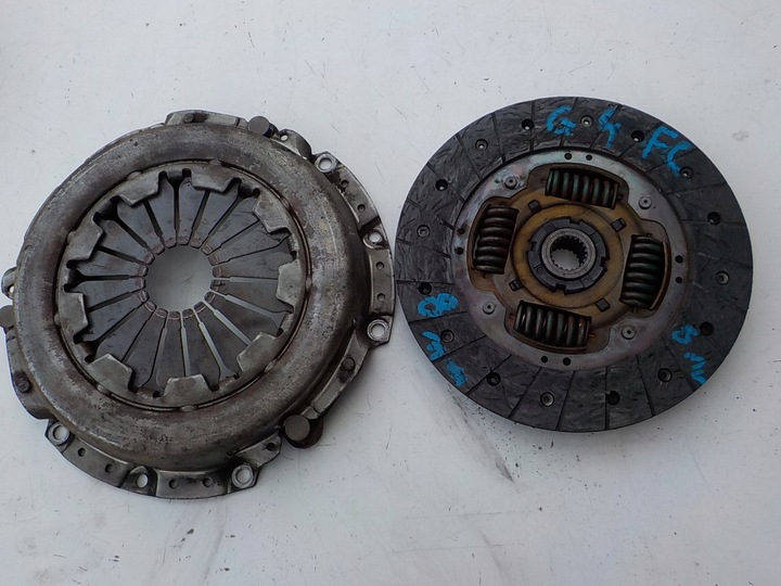 фото №1, Hyundai i30 ceed i 1.6 16v g4fc зчеплення притиск + диск 8mm