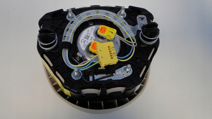 фото №10, Mercedes v клас w447 447 передній рестайлінг подушка w керма подушка безпеки amg beż