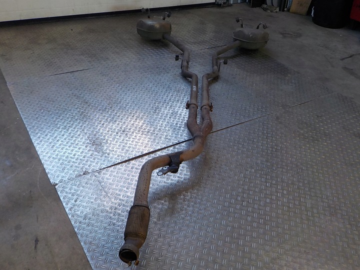 фото №1, Mercedes glk 3.0 выхлоп глушитель