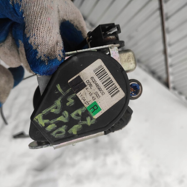 фото №1, Pas безопасности правый перед a4 b7 8h0857706c