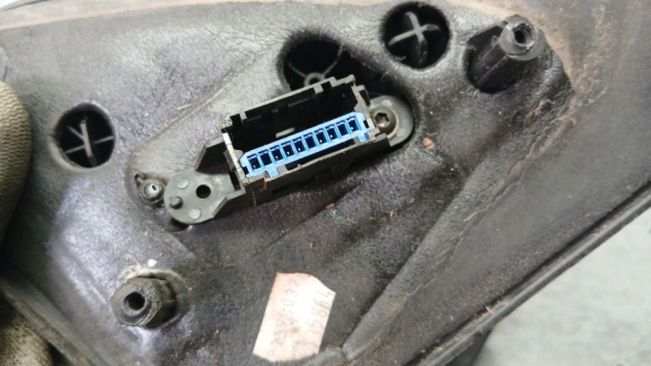 фото №8, Дзеркало праве renault clio ii 1.2b 98-05r
