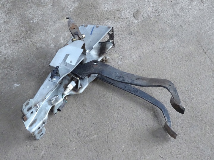 фото №1, Vitara педаль педалі зчеплення гальма 1,6 88-97r eu