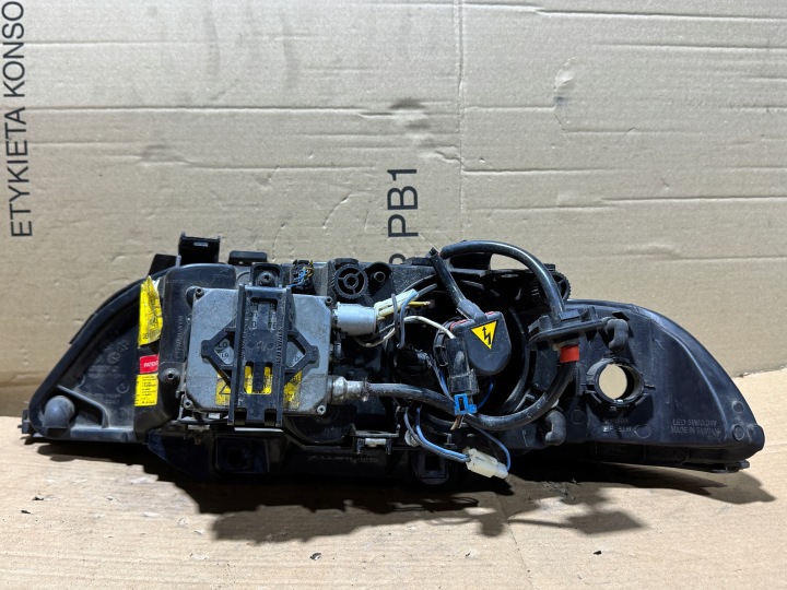 фото №8, Фара правая передняя правое перед bmw 5 e39 ксенон angel глаза depo 444-1119r