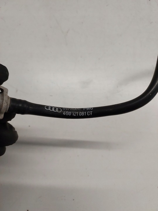 фото №5, Шланг вентиляции бачка audi a6 c7 4g0121081ct