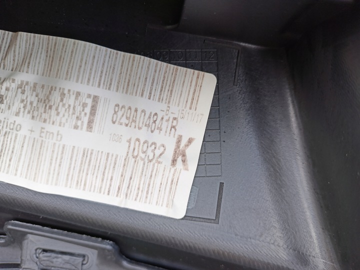 фото №7, Renault megane iv оббивка двері правий зад