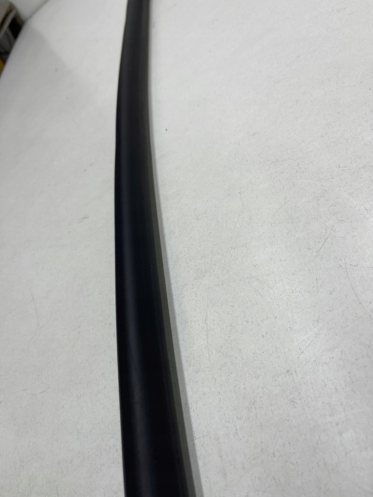 фото №5, Audi a5 8t купе прокладка дверь левый / правые перед нижняя