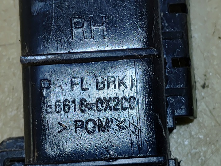 фото №6, Hyundai i10 i ползун бампера правый зад 86616-0x200 07-13