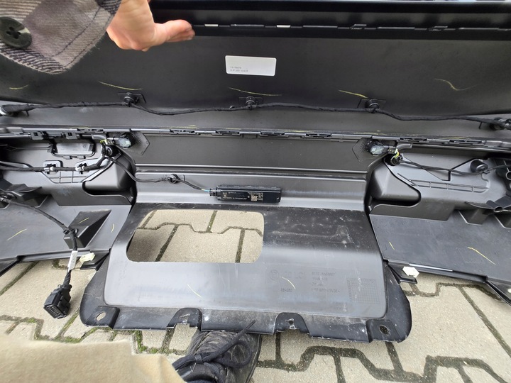 фото №13, Бампер перед зад m набір bmw ix i20 lci рестайлінг решітка радіатора підсвічуваний