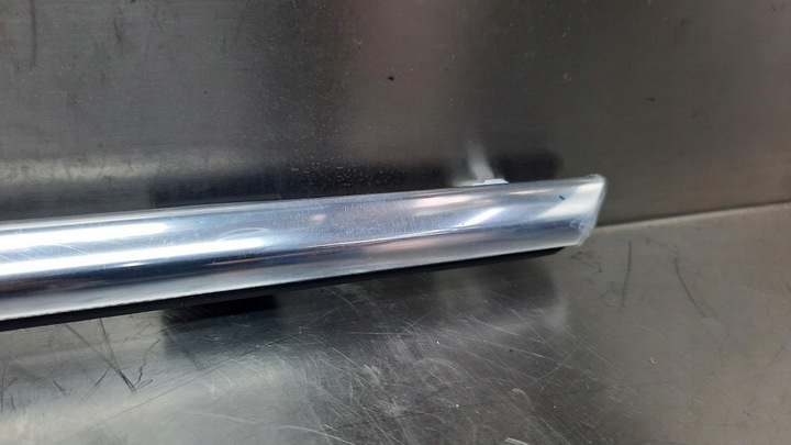 фото №6, Планка накладка двері лівий перед volvo xc60 ii 18-25r нова оригінальний номер 31108868