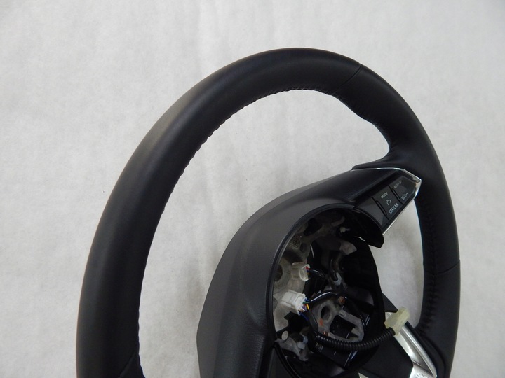 фото №8, Mazda cx3 рестайлинг cx5 ii - руль кожа с подогревом с подогревом оригинал