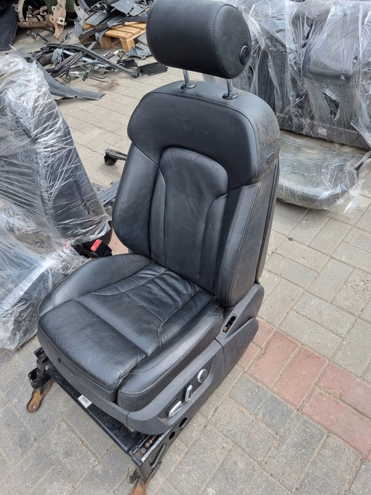 фото №7, Сиденья audi q7 4l s-line 7 человек европа