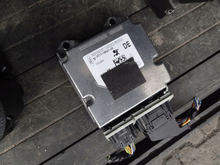 фото №7, Ford transit connect mk2 2014 air bag панель консоль подушки європа