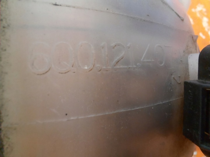 фото №7, Volkswagen fox ii 05-09 бачок расширительный 6q0121407a