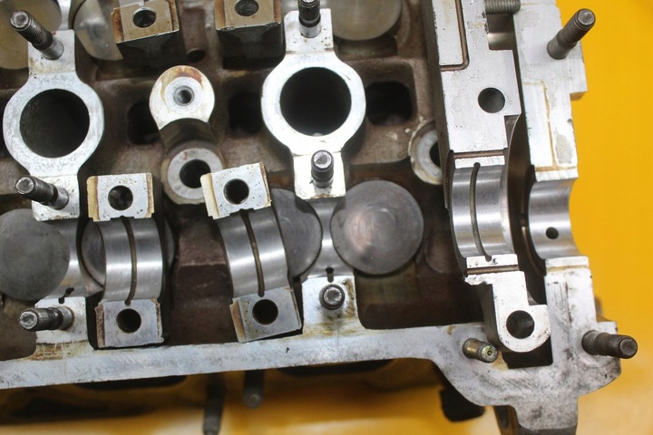 фото №8, Головка левая audi s6 c4 a4 a6 a8 4.2 b 077103373d