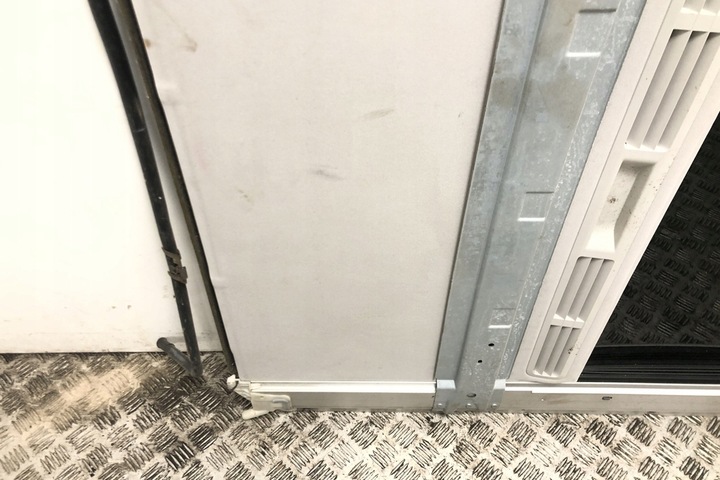 фото №8, Люк mercedes-benz e w212 a2127801229 2.1l дизель 100kw 2012