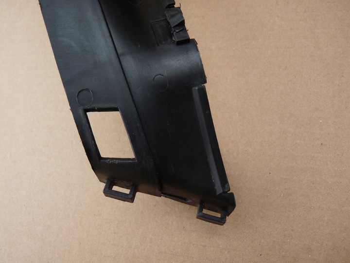 фото №11, 077129617b audi a8 d2 94-02 воздуховод воздуха