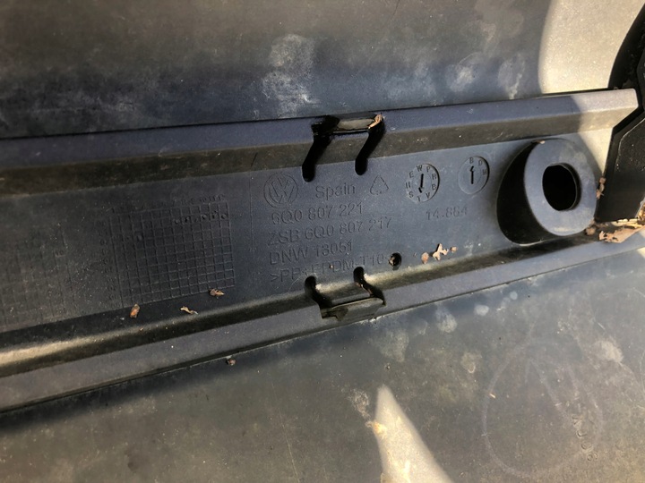 фото №8, Бампер перед переднее vw polo 6q0 панель крепления фар 02-05