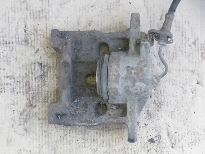 фото №12, Vw transporter t4 1.9 td 2.4 d супорт гальмівний праві лівий переднє перед