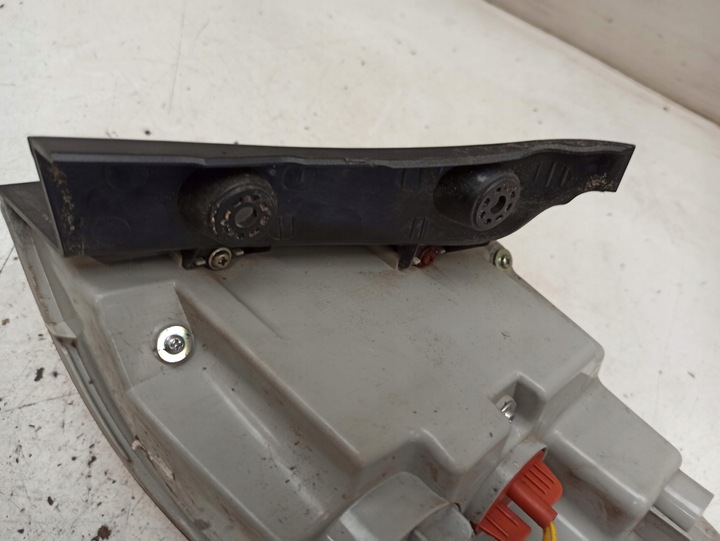 фото №16, Hyundai ix35 лампа ліва зад європа 92401-2y500 uszczerbiona