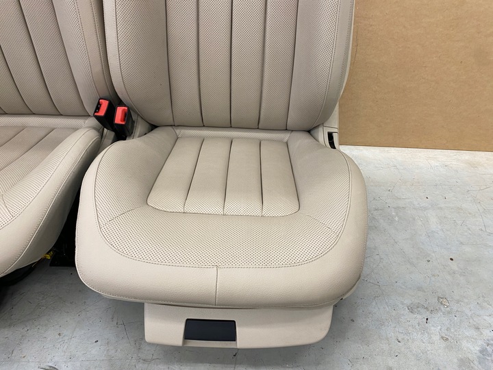 фото №8, Оббивка сидіння cls w218 рестайлінг масаж підігрів вентильовані ідеальні sedan