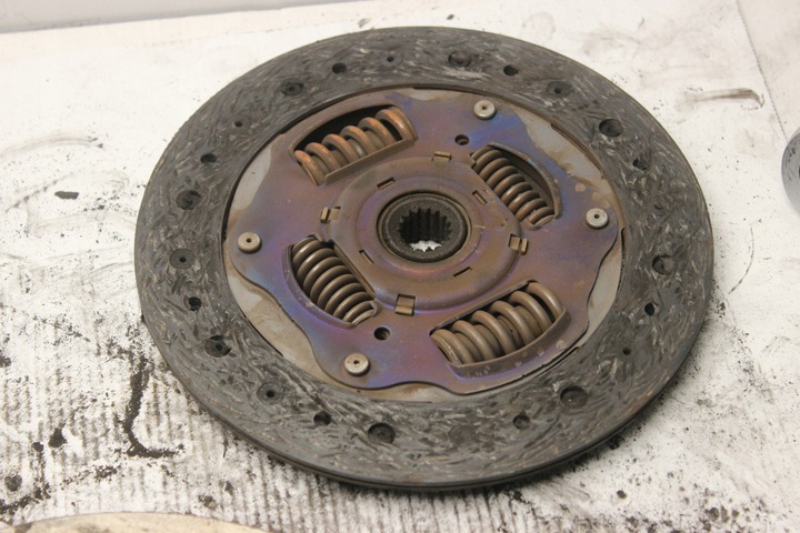 фото №7, Mitsubishi lancer viii 1.5 b 07r- сцепление диск прижим комплект