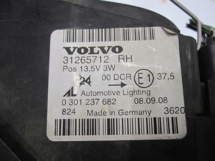 фото №7, Volvo v50 фара права перед 31265712 ксенон англієць