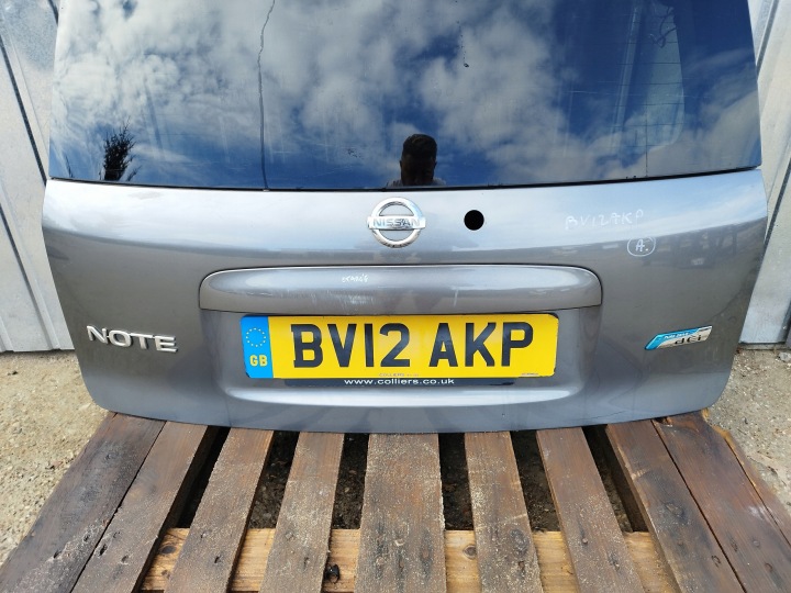 фото №6, Кришка багажника скло зад nissan note e11 роки 2006-2012 оригінал