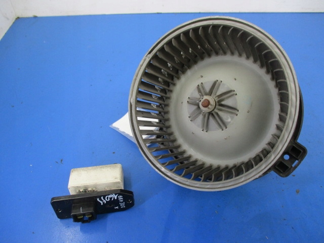 фото №1, Mitsubishi space star воздуходувка воздуха резистор