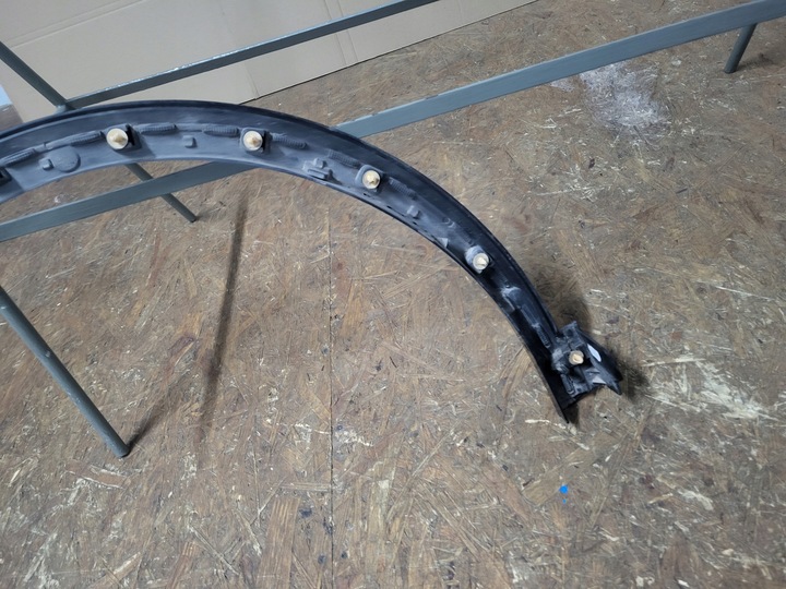 фото №10, Megane 5 v e-tech 2021 - планка накладка na крило перед праві 638122170r