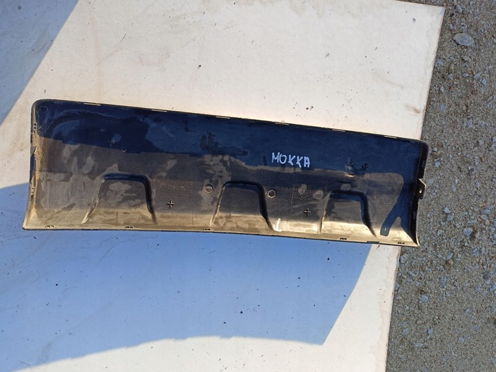 фото №3, Opel mokka 95025869 спойлер заглушка бампера зад