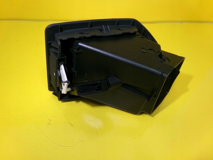 фото №8, Бокова решітка повітропровід праві перед renault megane ii a1007010 nr753