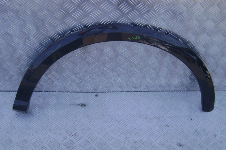 фото №1, Audi q2 - планка крыльев левая зад 81a853817a