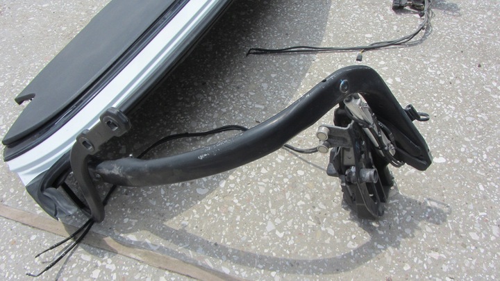 фото №9, Bmw e93 cabrio кришка кришка маскувальна накладка дах дах