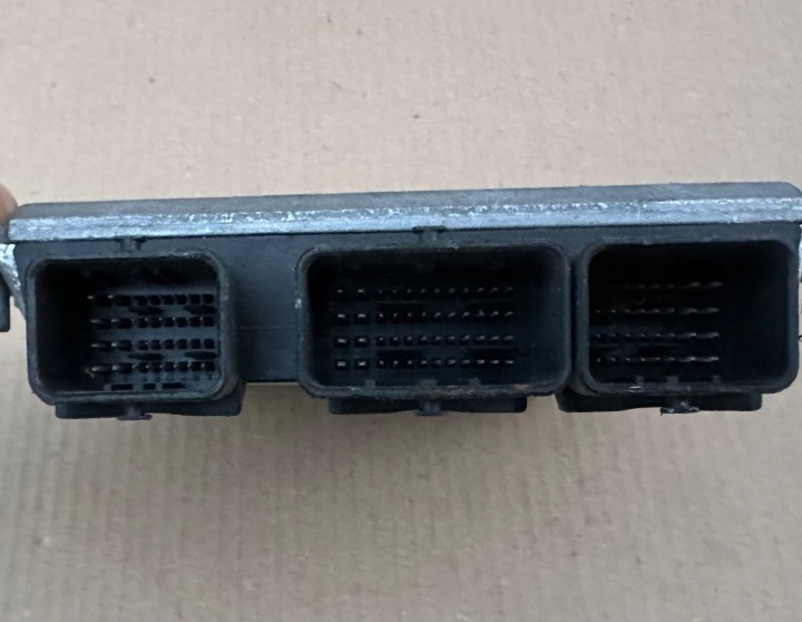 фото №8, Peugeot 307 2.0hdi блок управления двигателем (ecu) 9650221480 0281010935