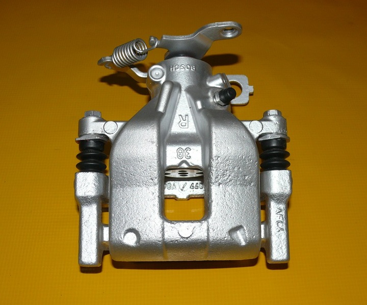 фото №1, Суппорт тормозной скоба правые зад toyota avensis t27 рестайлинг t29 290/11 15-18r