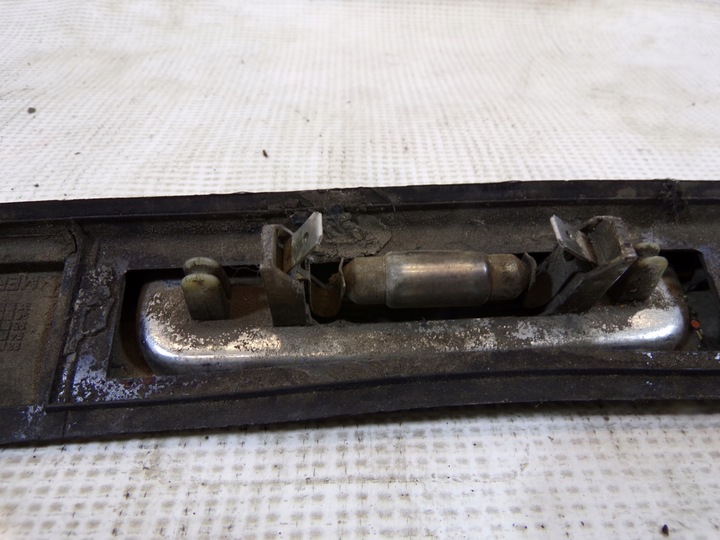 фото №9, Планка накладка кришки багажника mercedes w124