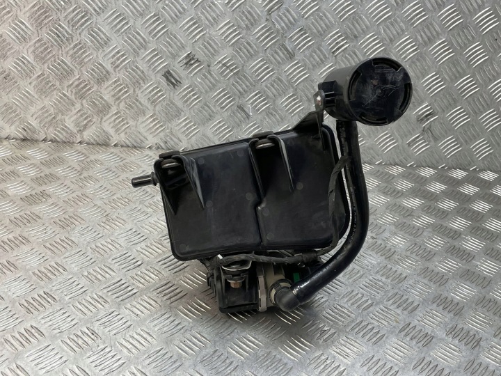 фото №5, Bmw (oem) 7327966 x5 f15 фільтр вугільний